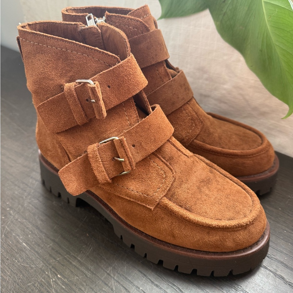 Steve Madden Suede Boots 9
